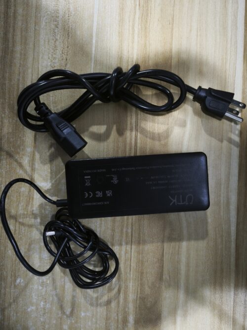 Power adapter + wall plug